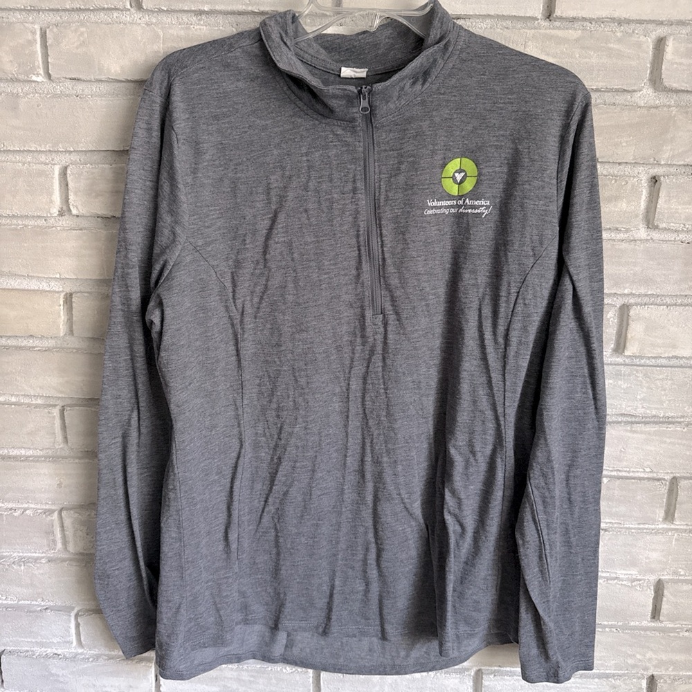 Volunteers of America 2XL gray long sleeve